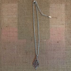 1928 Vintage style silver tone necklace